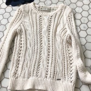 cream colored abercrombie & fitch sweater